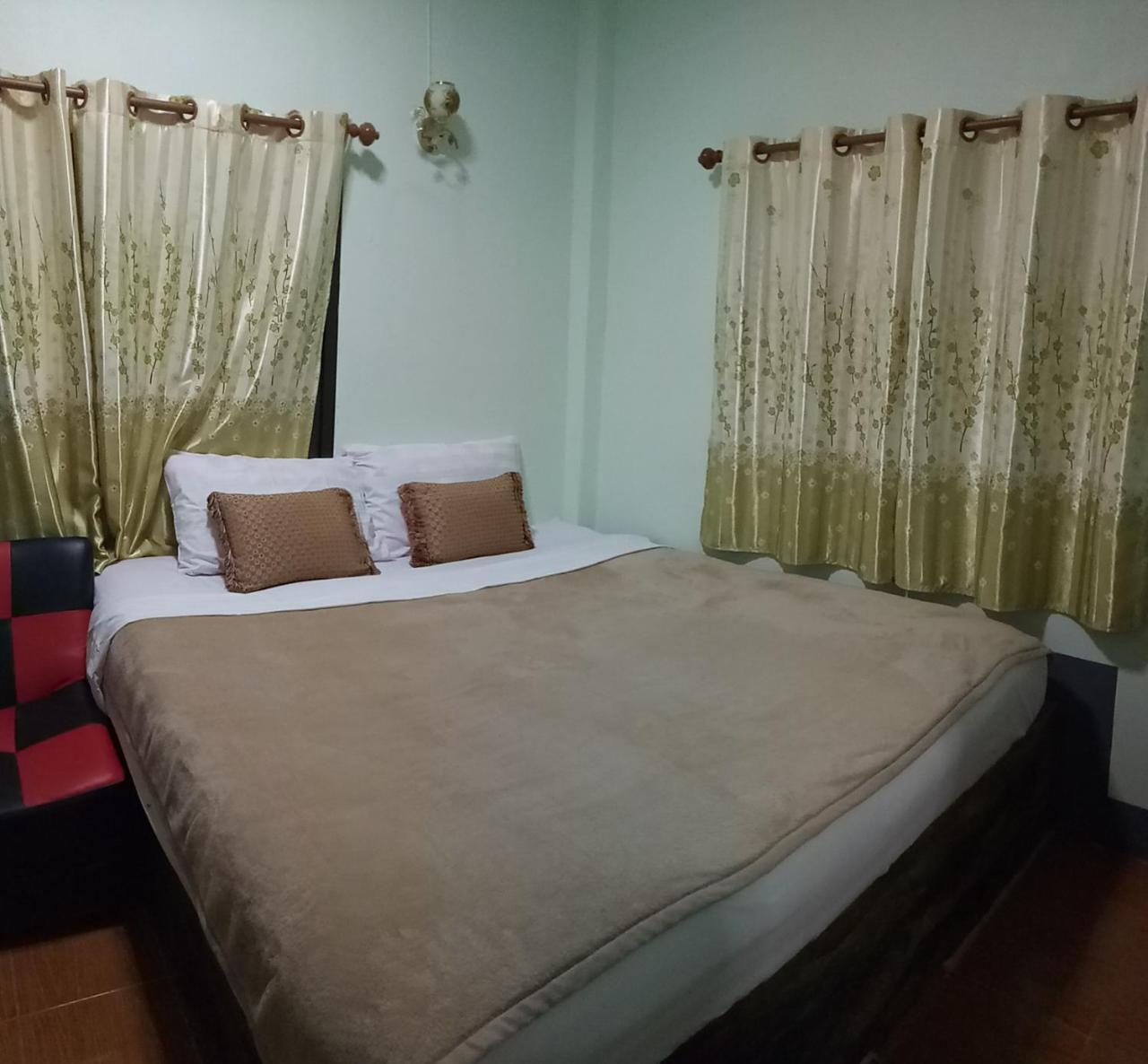 Phu Chaem House Hotel Мае Чаем Екстериор снимка
