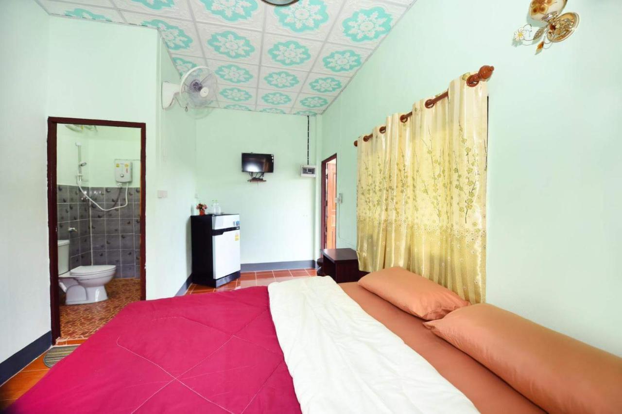 Phu Chaem House Hotel Мае Чаем Екстериор снимка