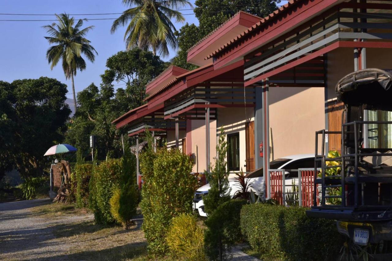 Phu Chaem House Hotel Мае Чаем Екстериор снимка